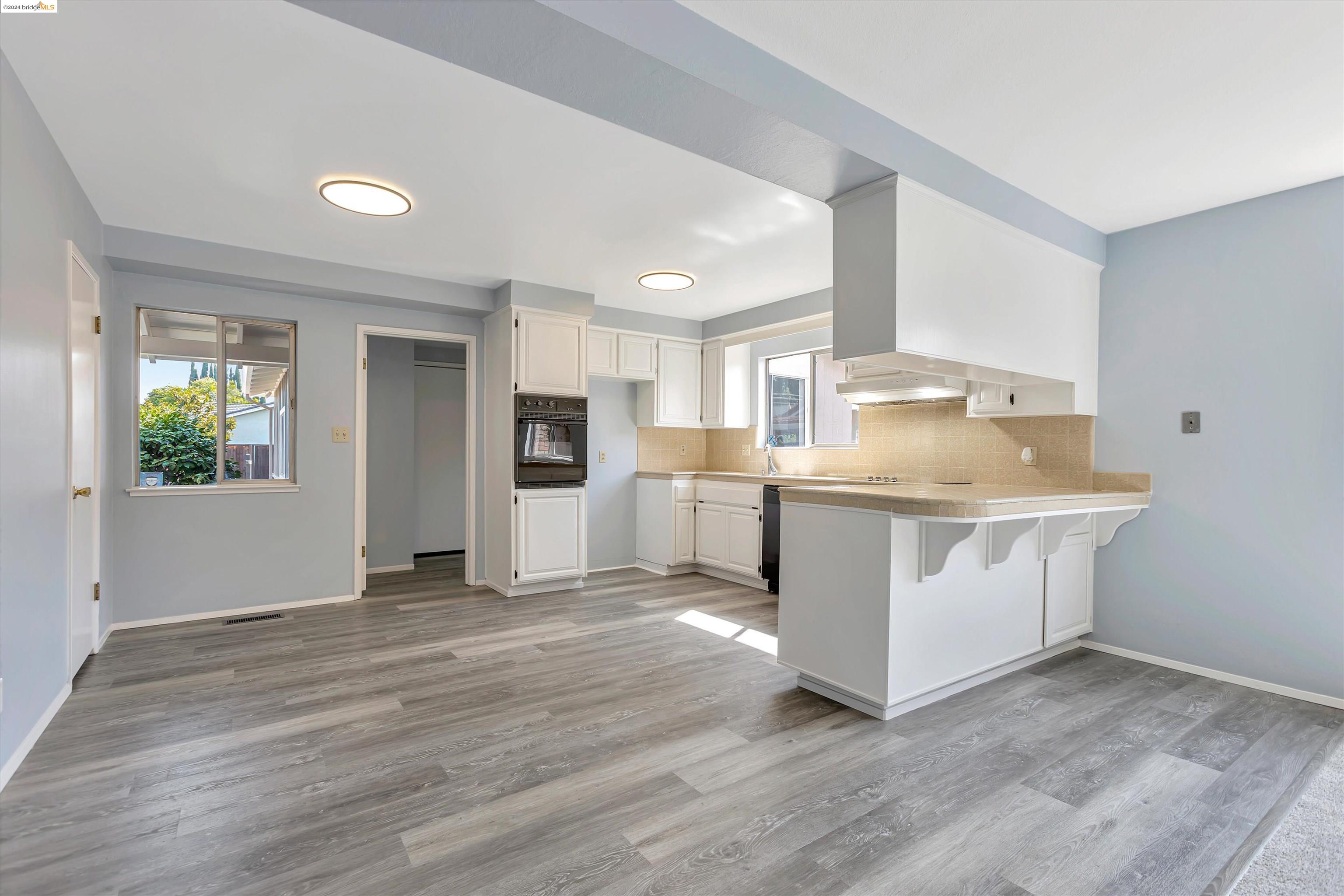 4610 Regina Ln
