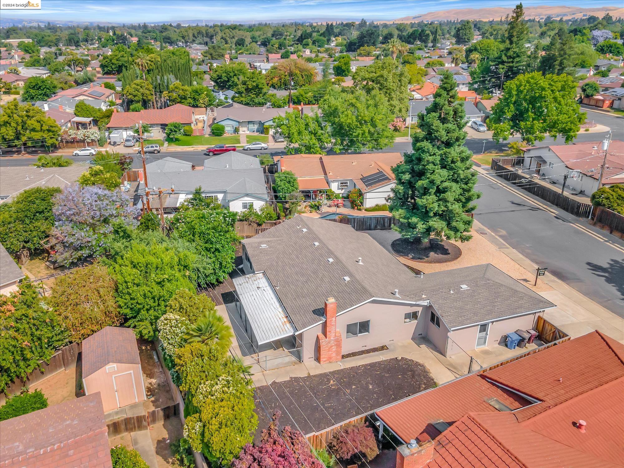 4610 Regina Ln