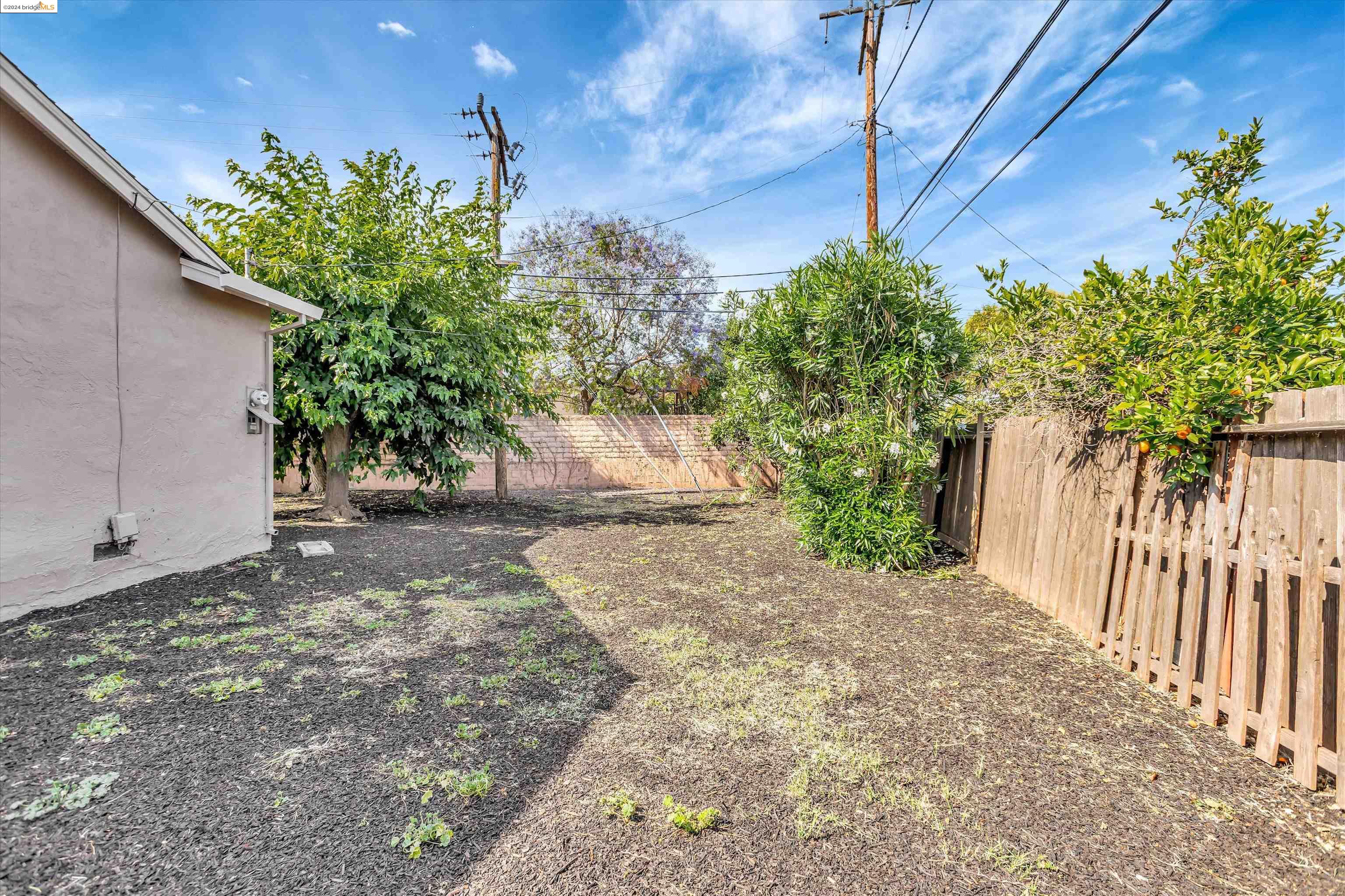 4610 Regina Ln