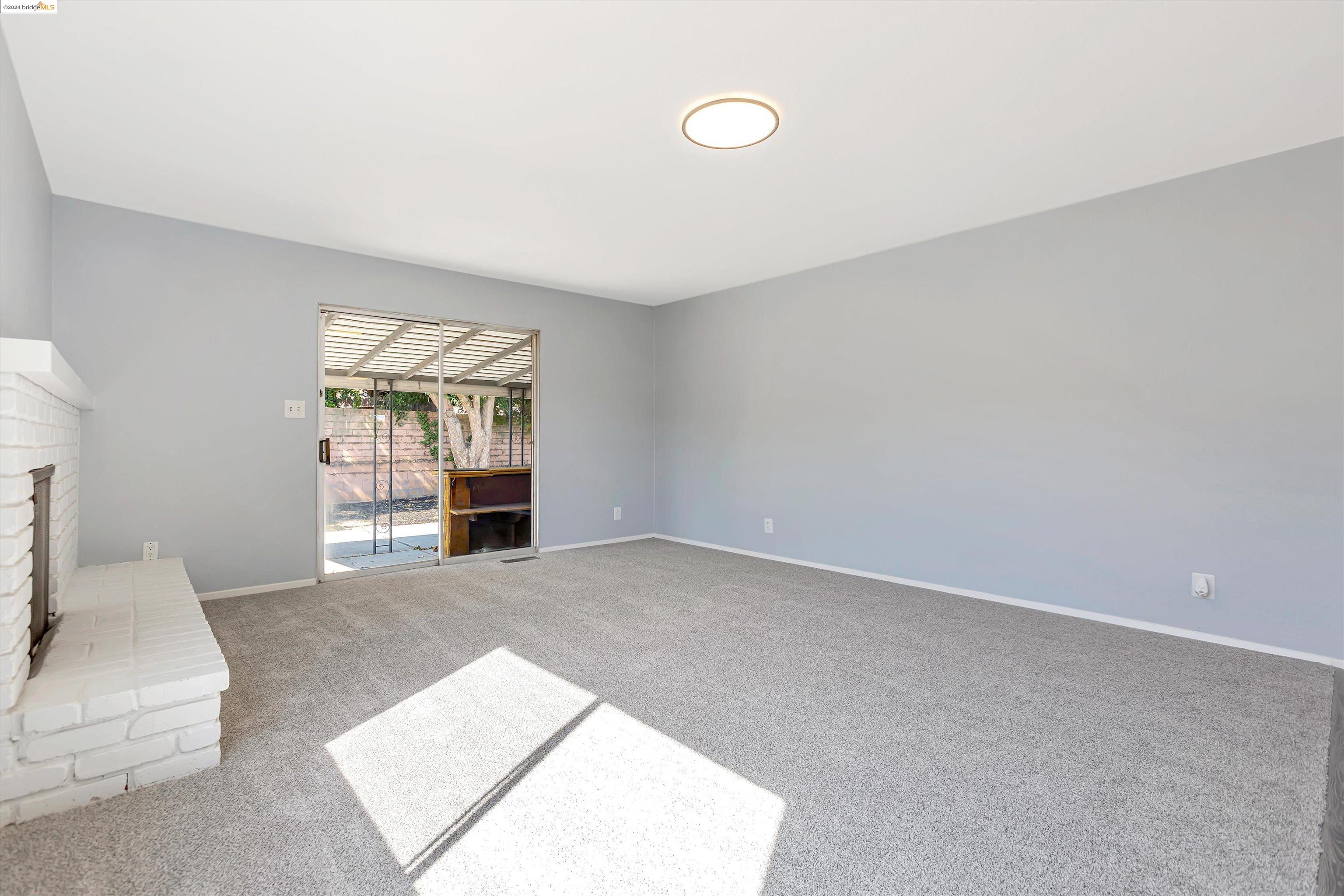4610 Regina Ln