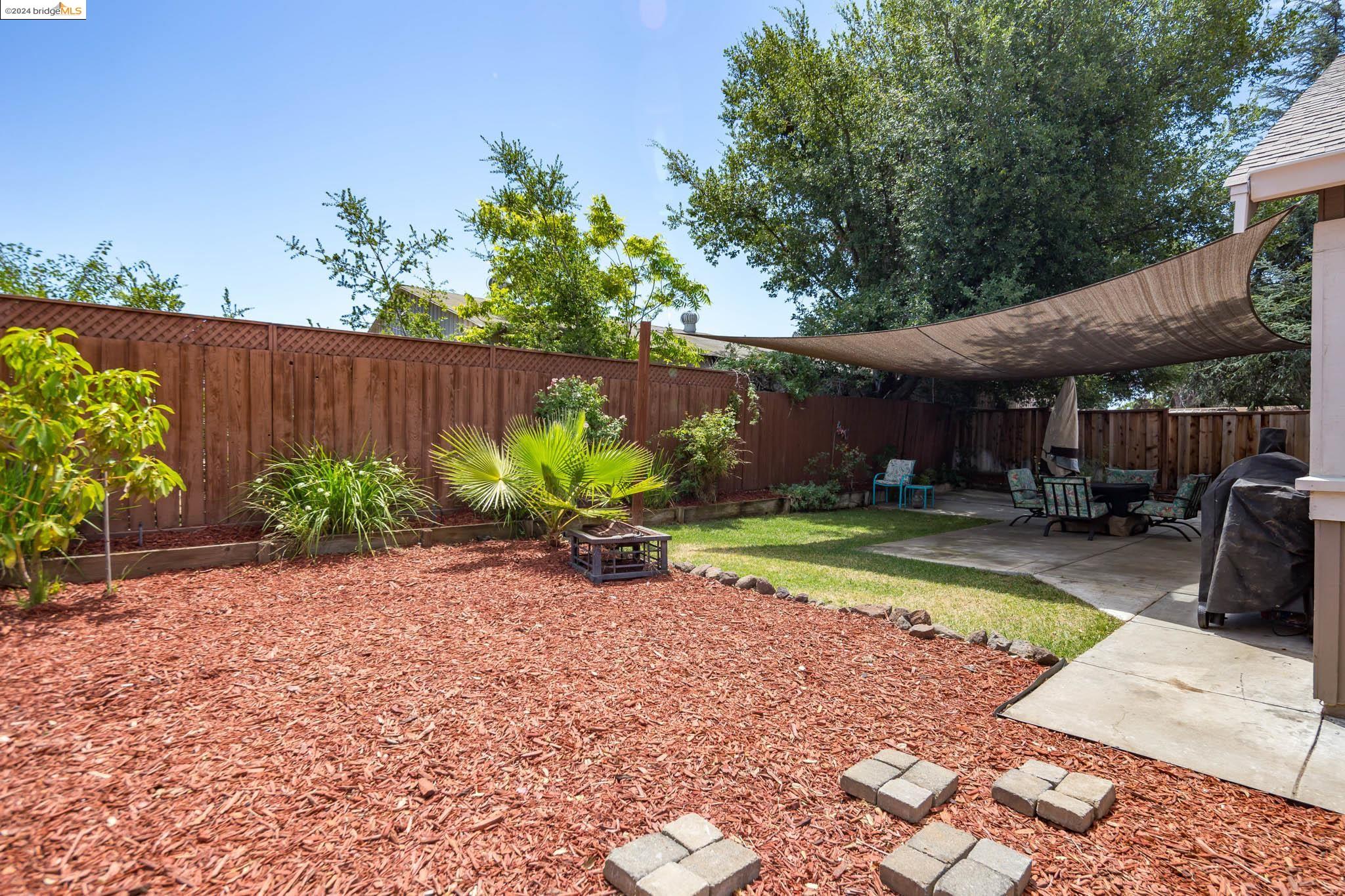 4720 Duarte Ave