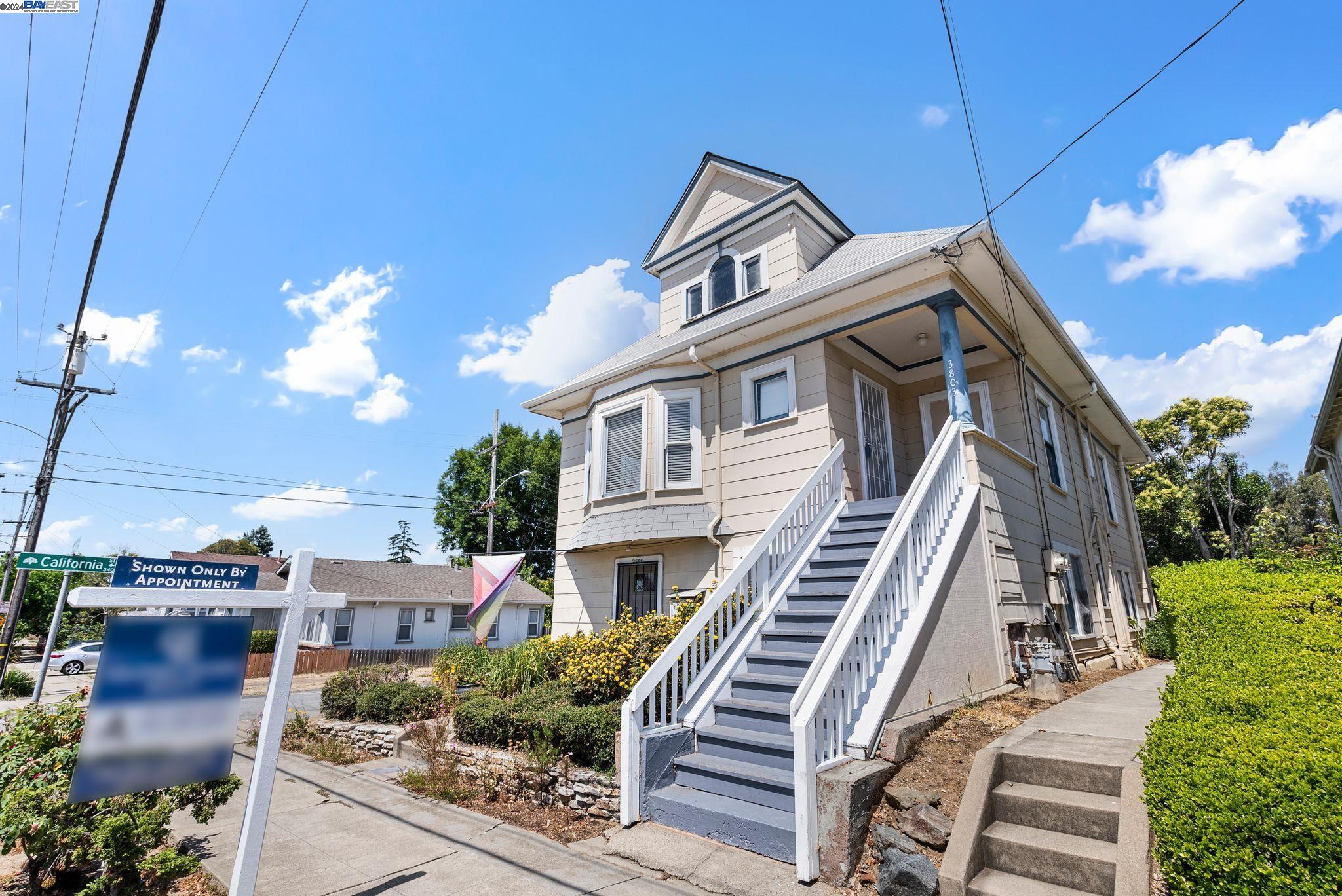 3803 Midvale Ave
