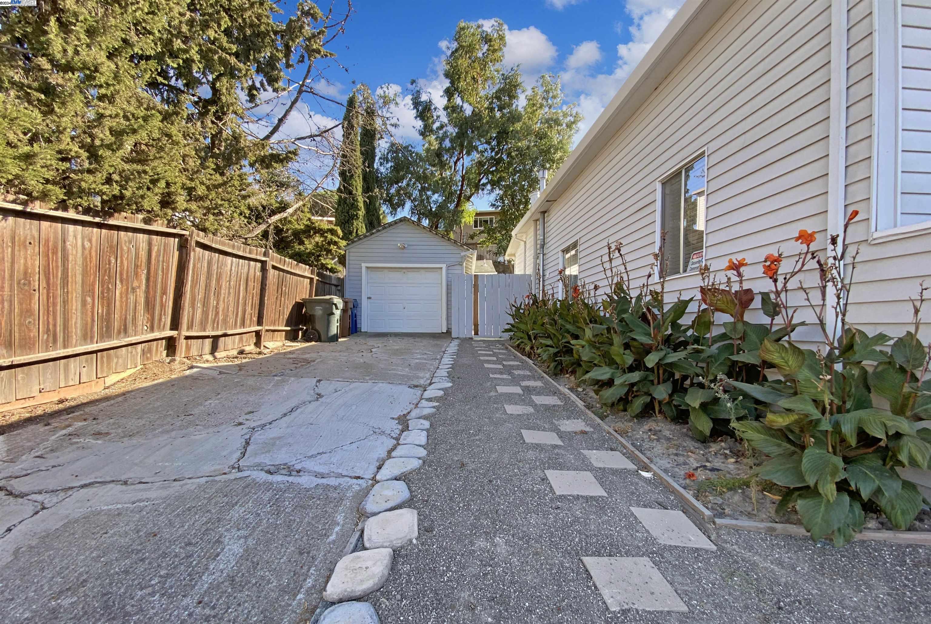 414 SHADDICK DRIVE
