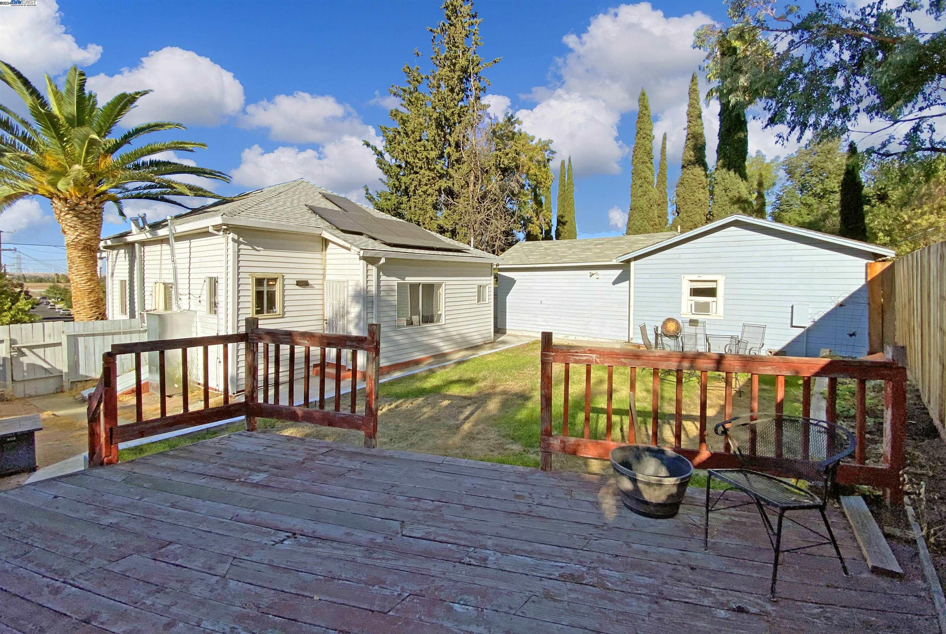 414 SHADDICK DRIVE