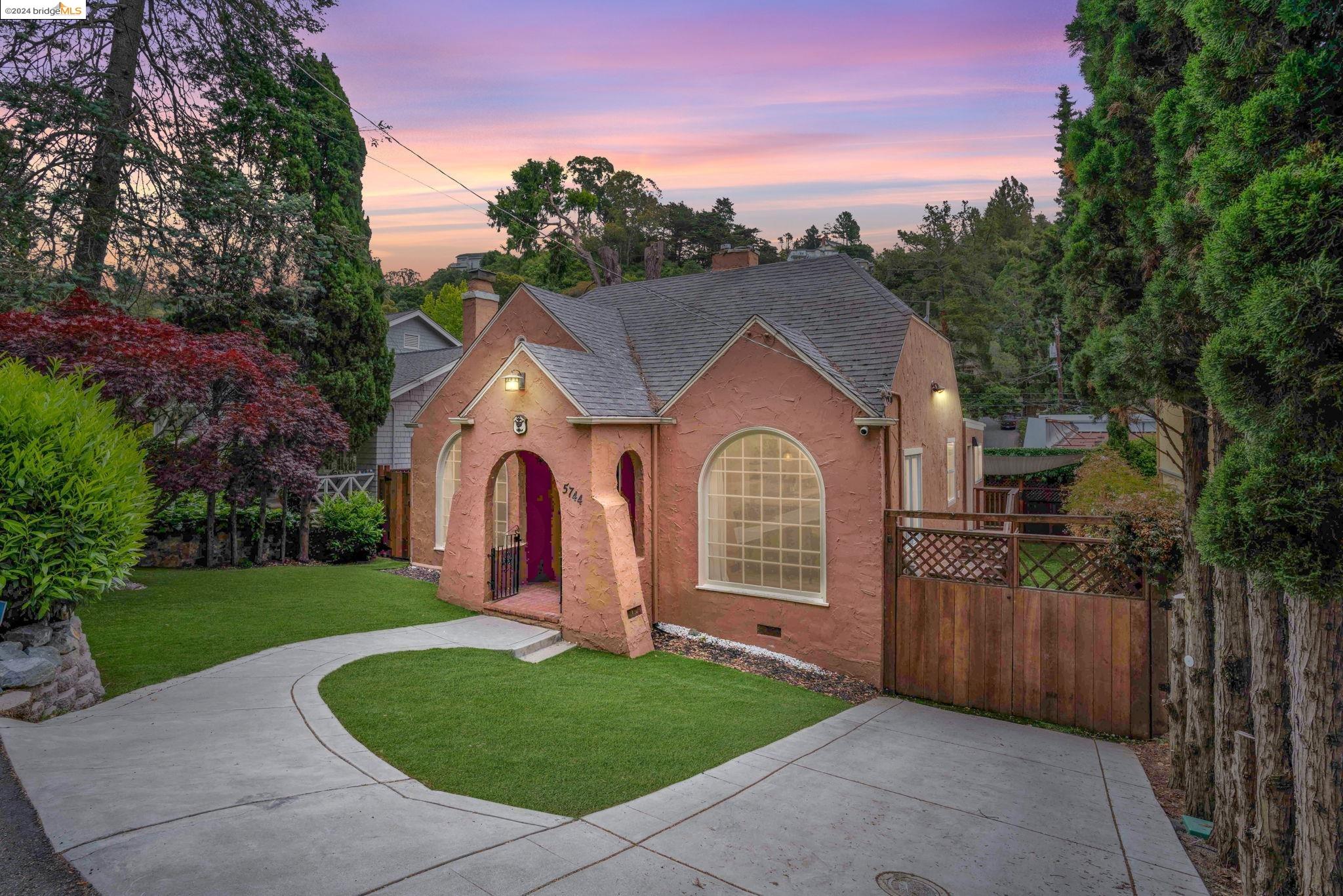 5744 Grisborne Ave