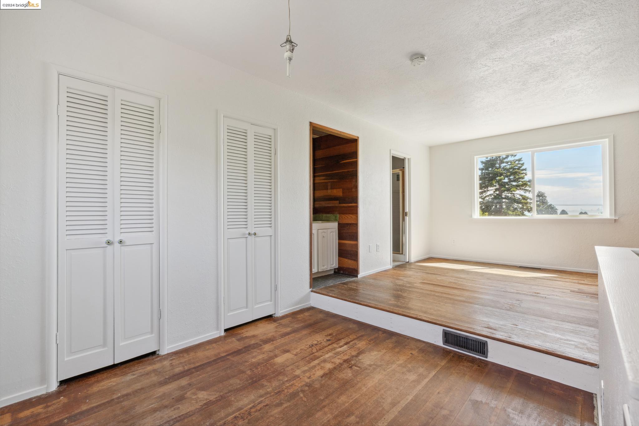 653 Colusa Ave