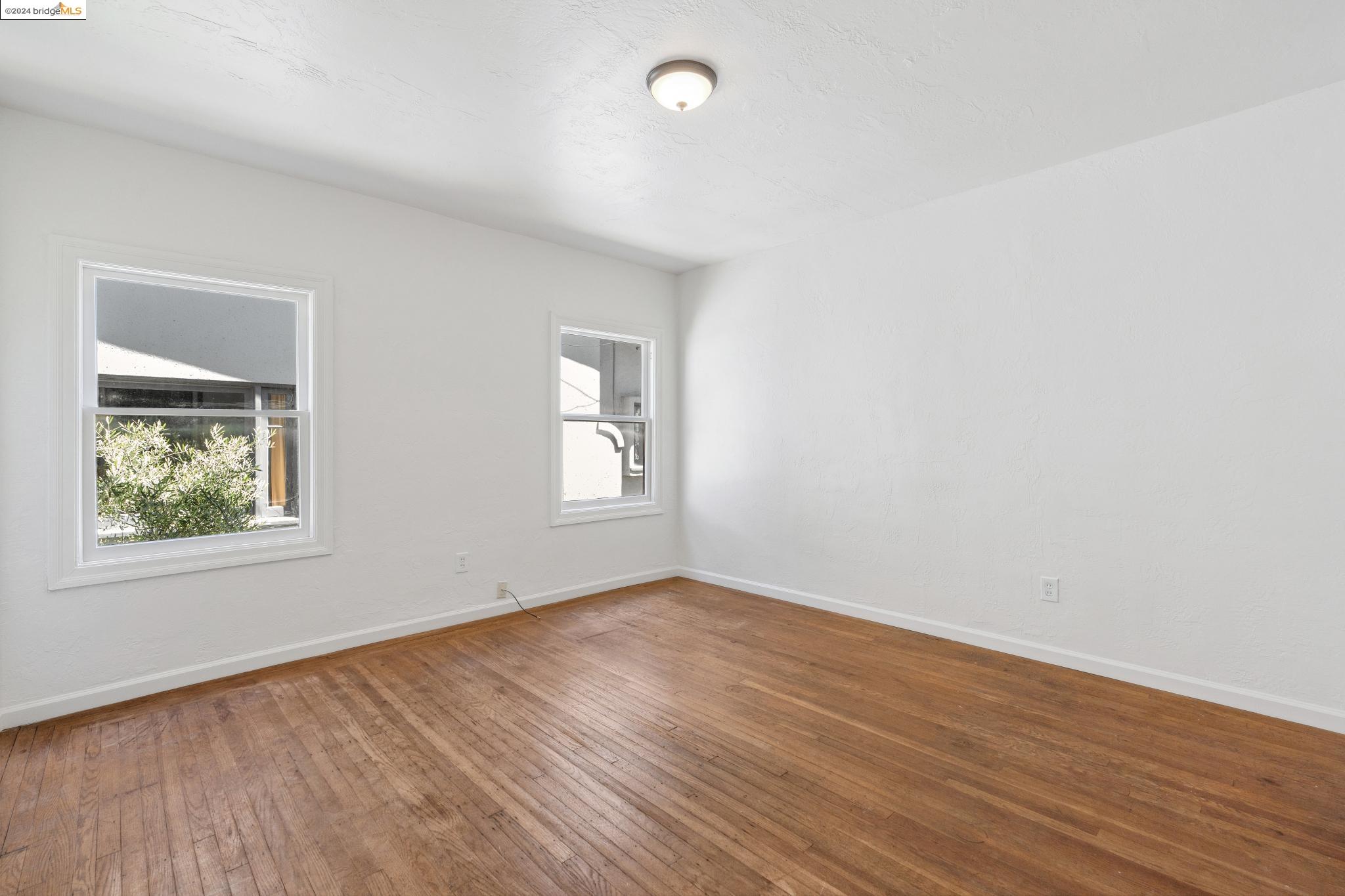 653 Colusa Ave
