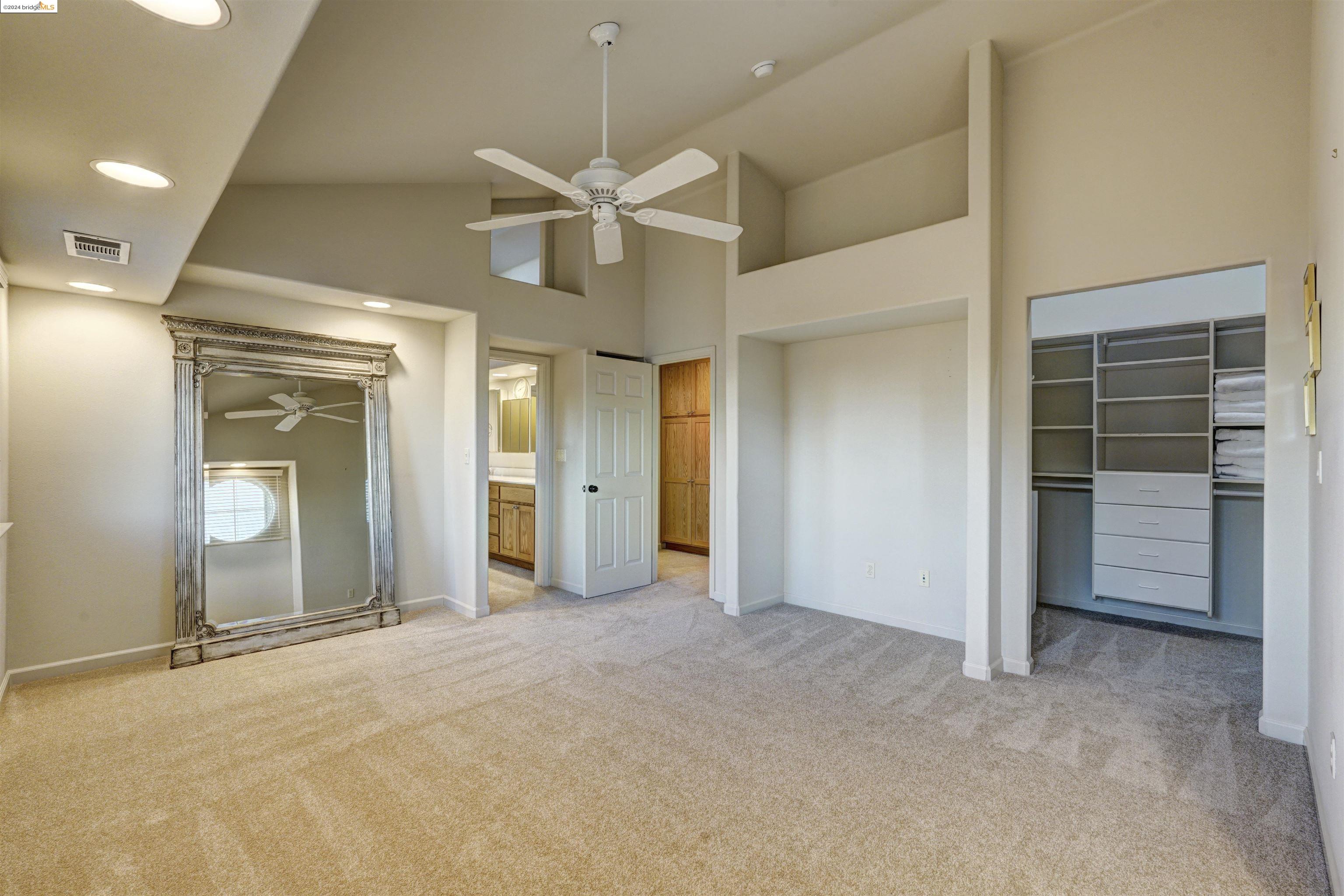 3952 Lighthouse Pl