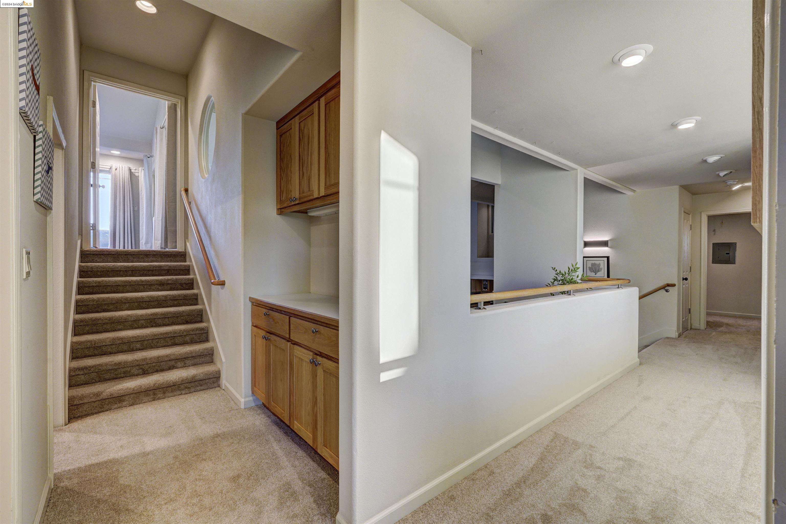 3952 Lighthouse Pl