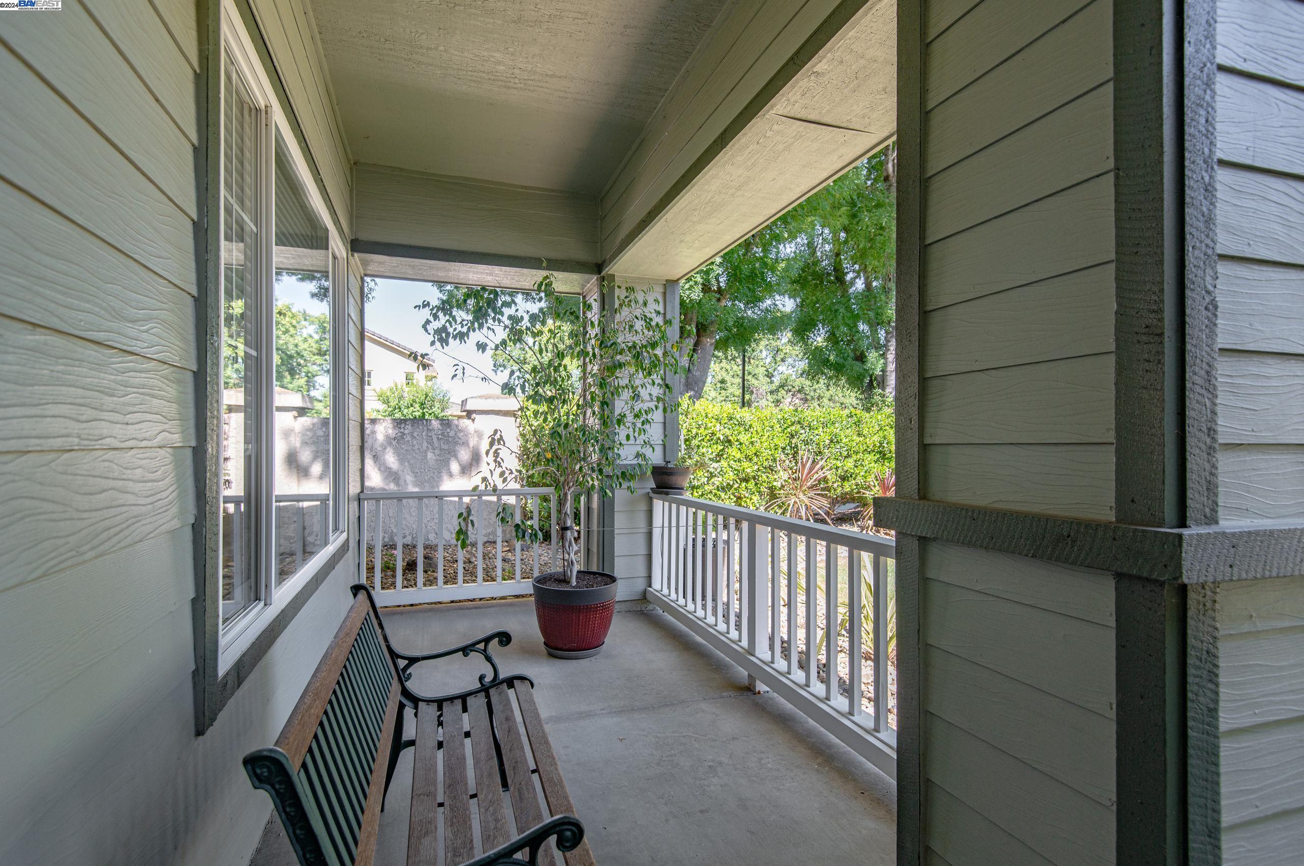752 Allen Ct