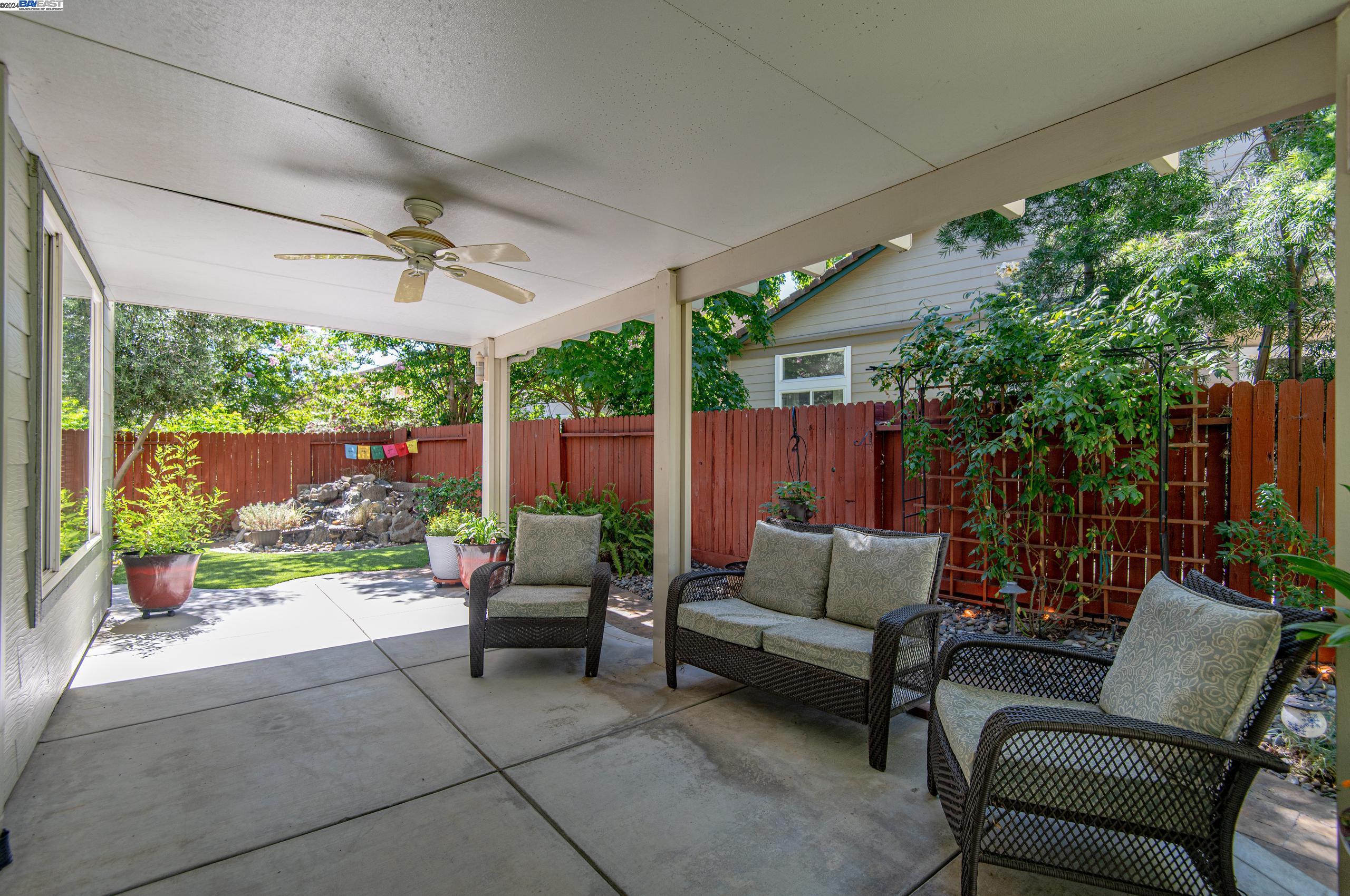 752 Allen Ct