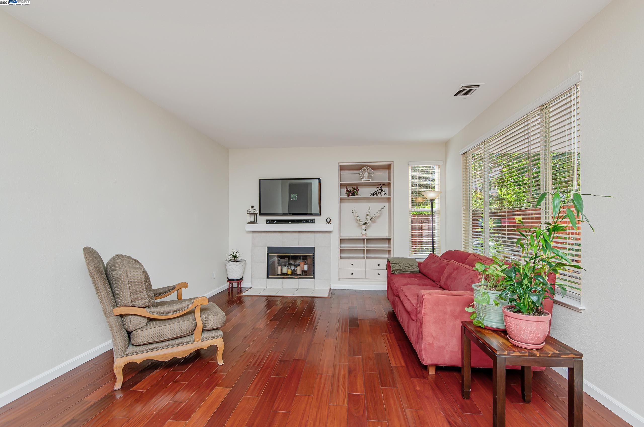 752 Allen Ct