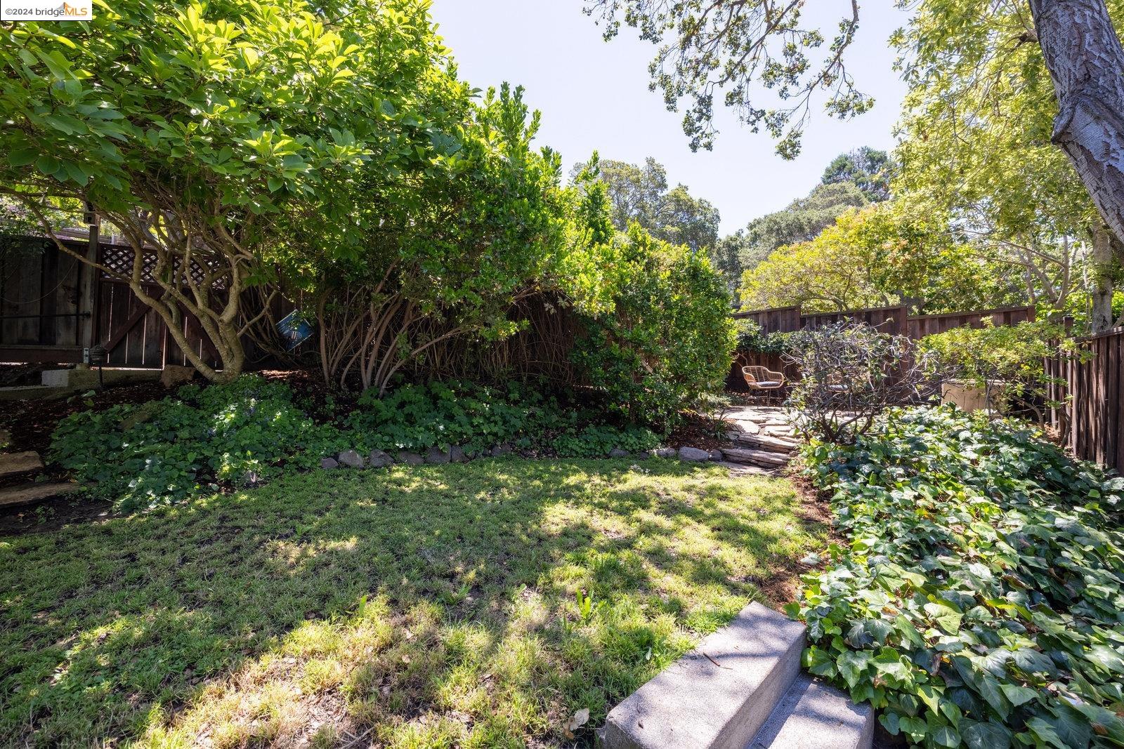 311 Mandalay Rd