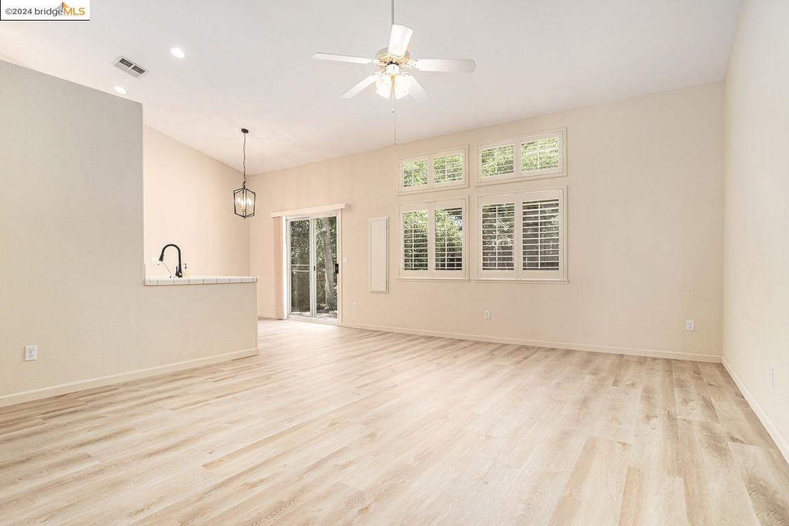 1221 Ocean Ct