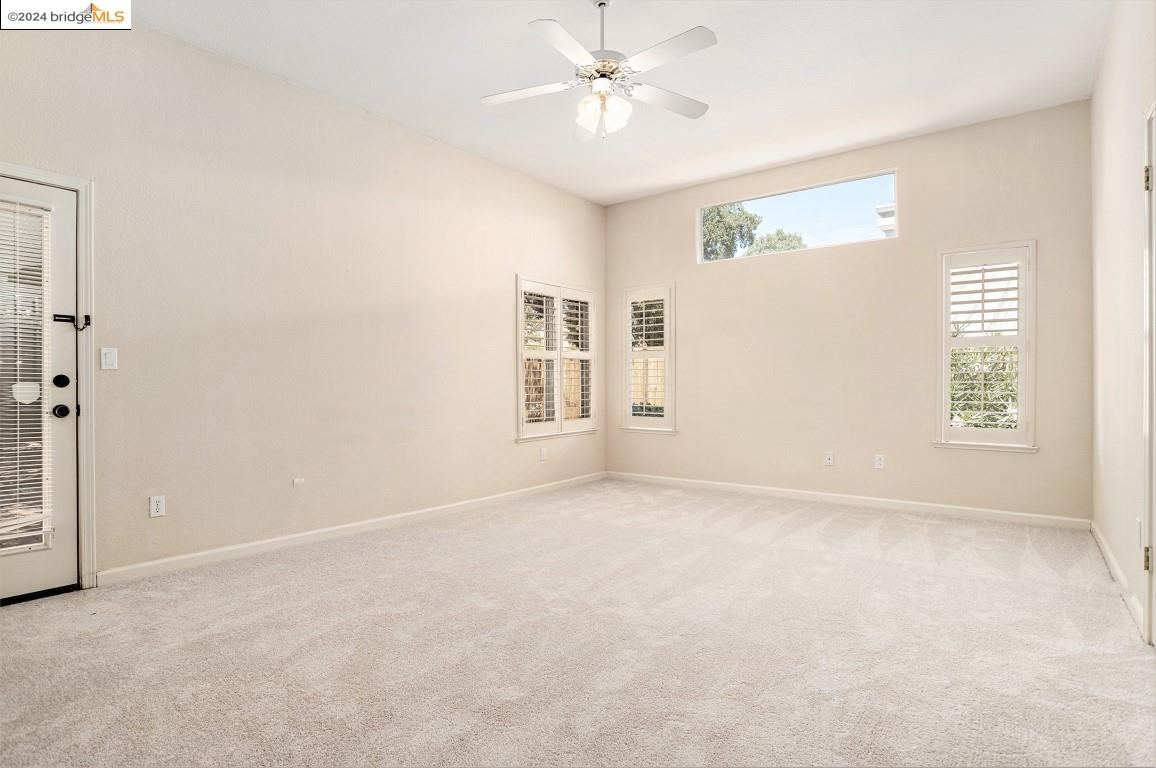1221 Ocean Ct