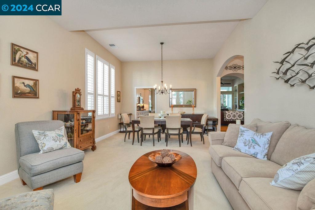 1787 Rubidoux Ter