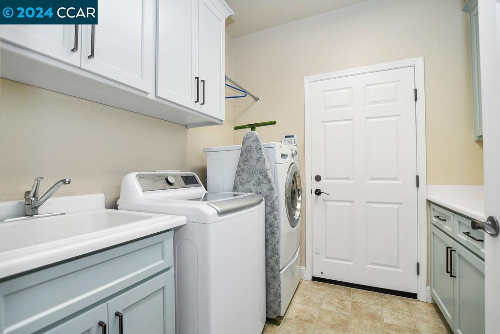 1787 Rubidoux Ter