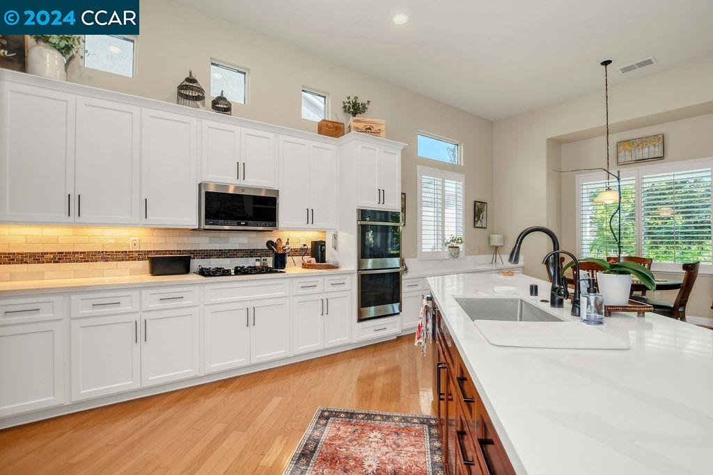 1787 Rubidoux Ter
