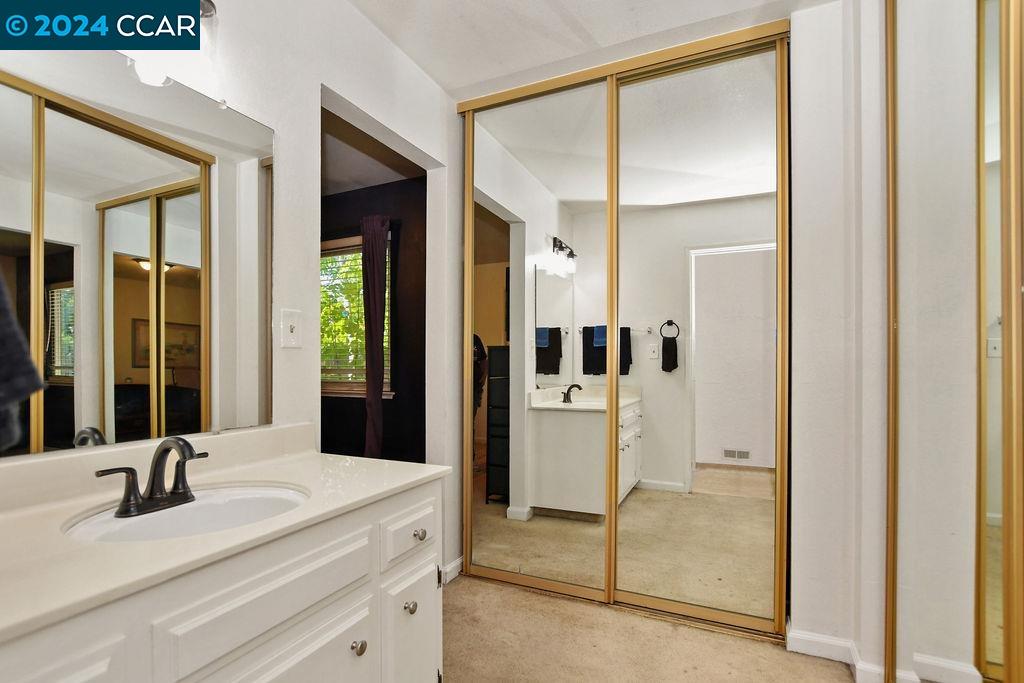 3305 Bluejay Drive