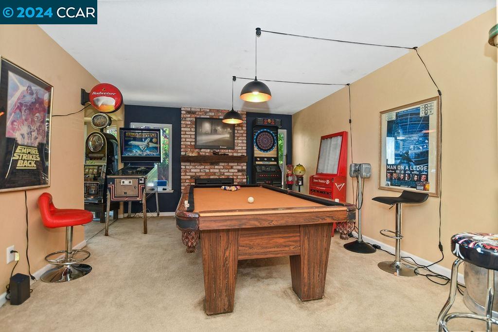 3305 Bluejay Drive