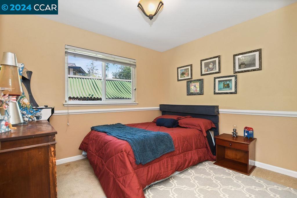 3305 Bluejay Drive
