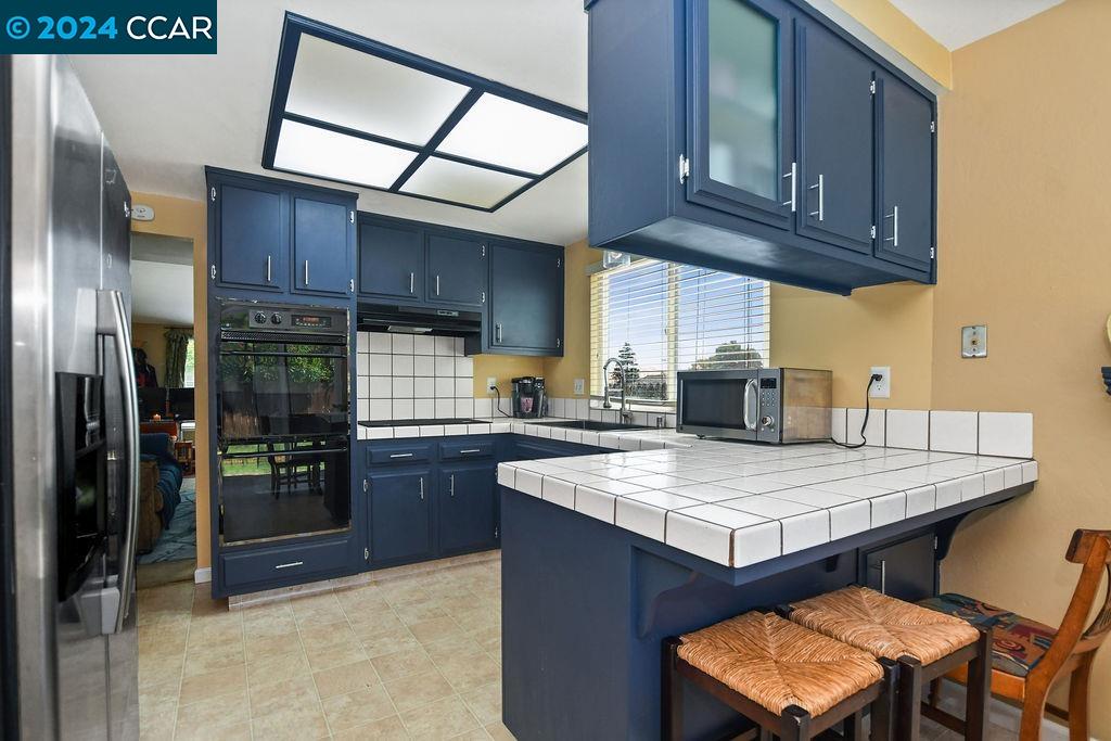 3305 Bluejay Drive
