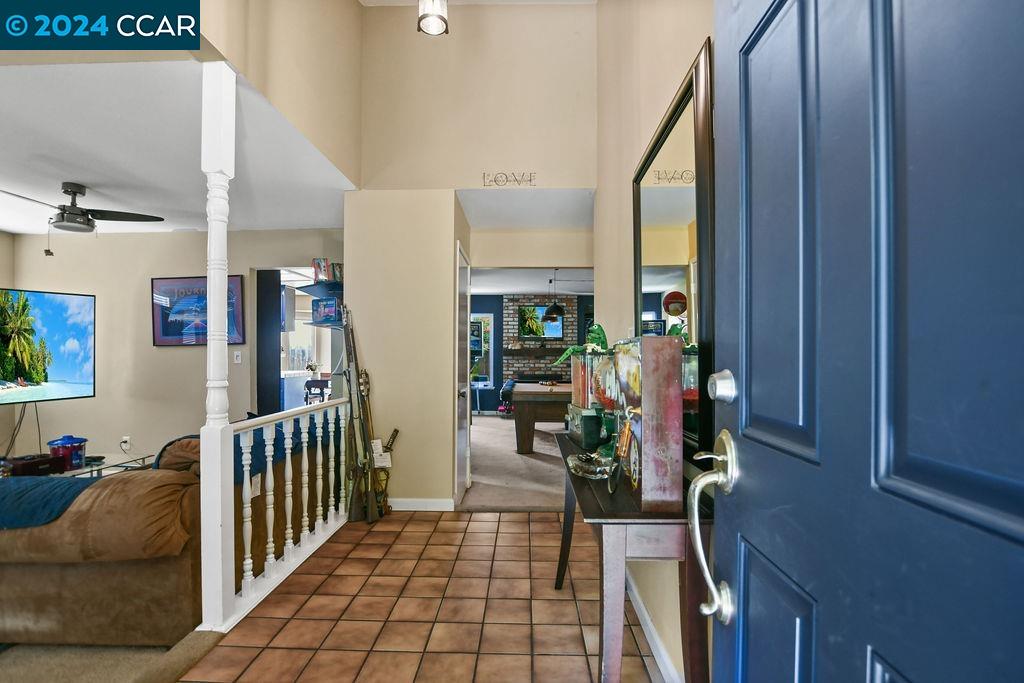 3305 Bluejay Drive