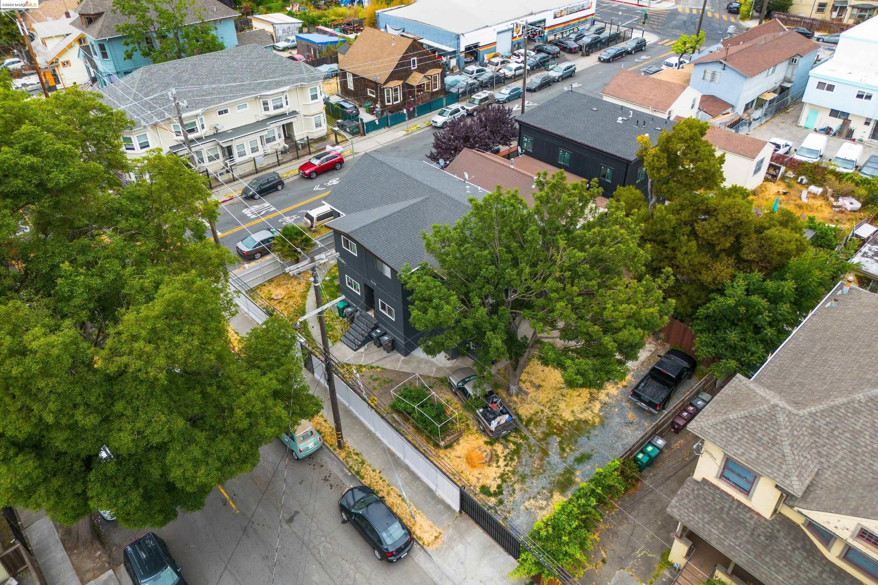 2530 Myrtle St