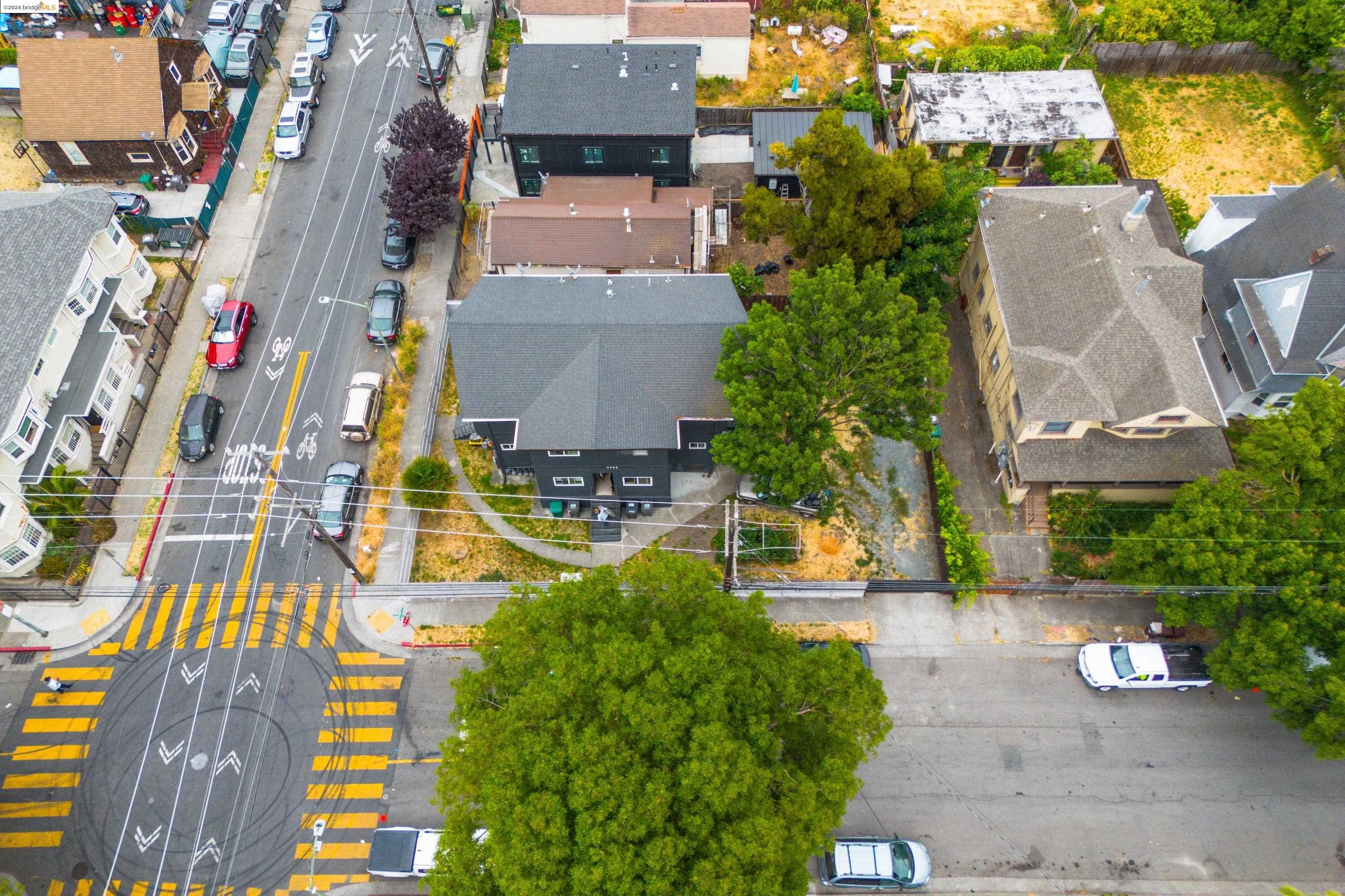 2530 Myrtle St