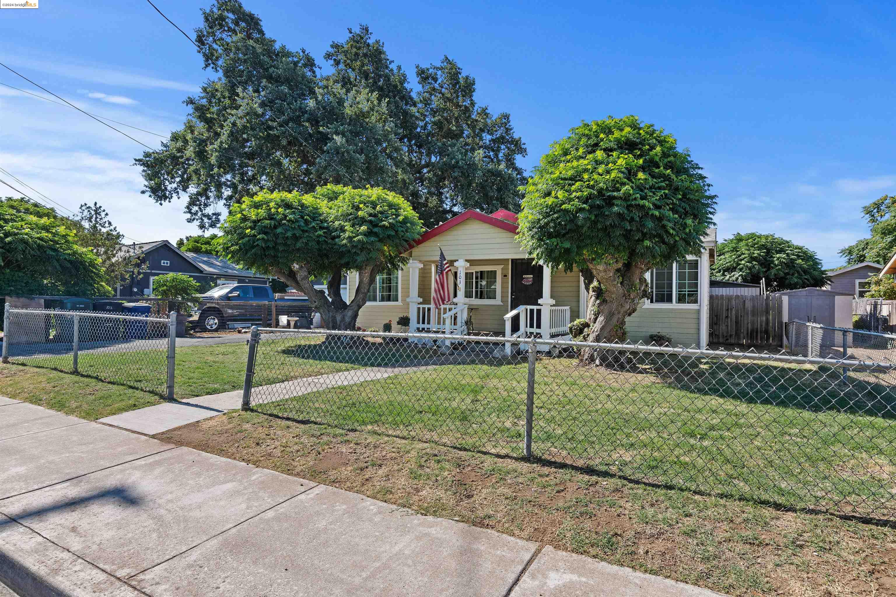 103 Malicoat Ave