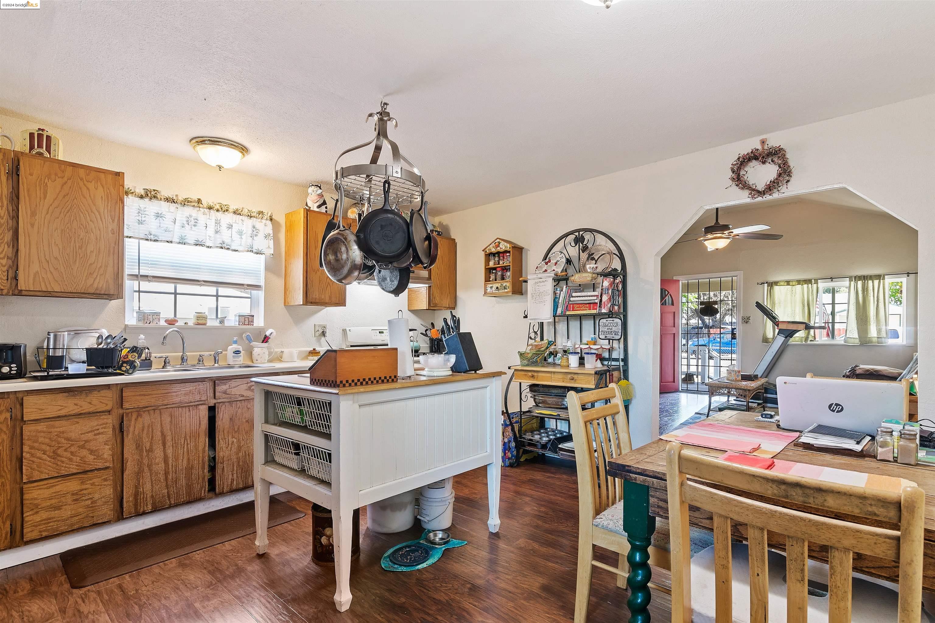 103 Malicoat Ave