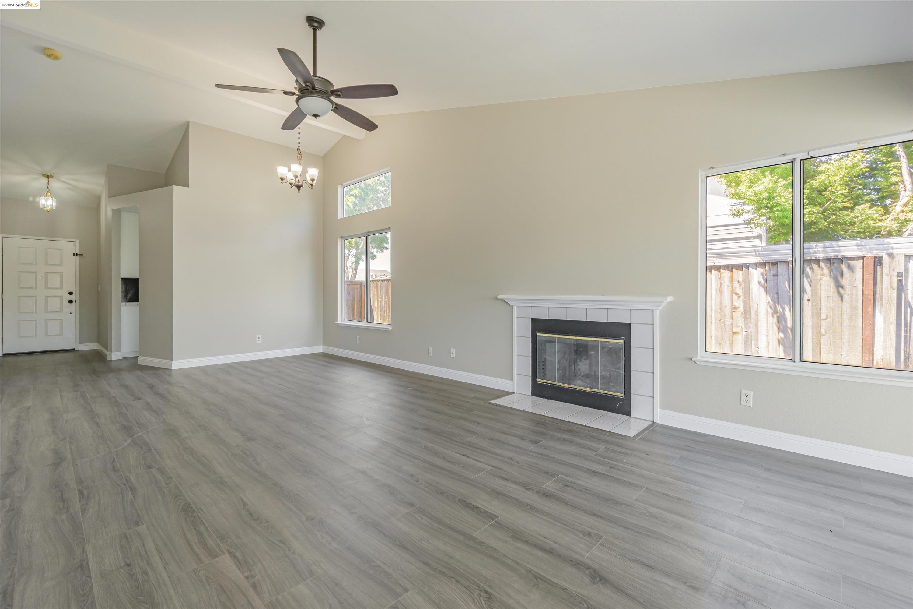 1744 Fairhaven Ct