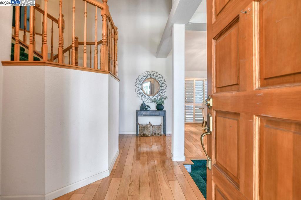121 Meadow Ct