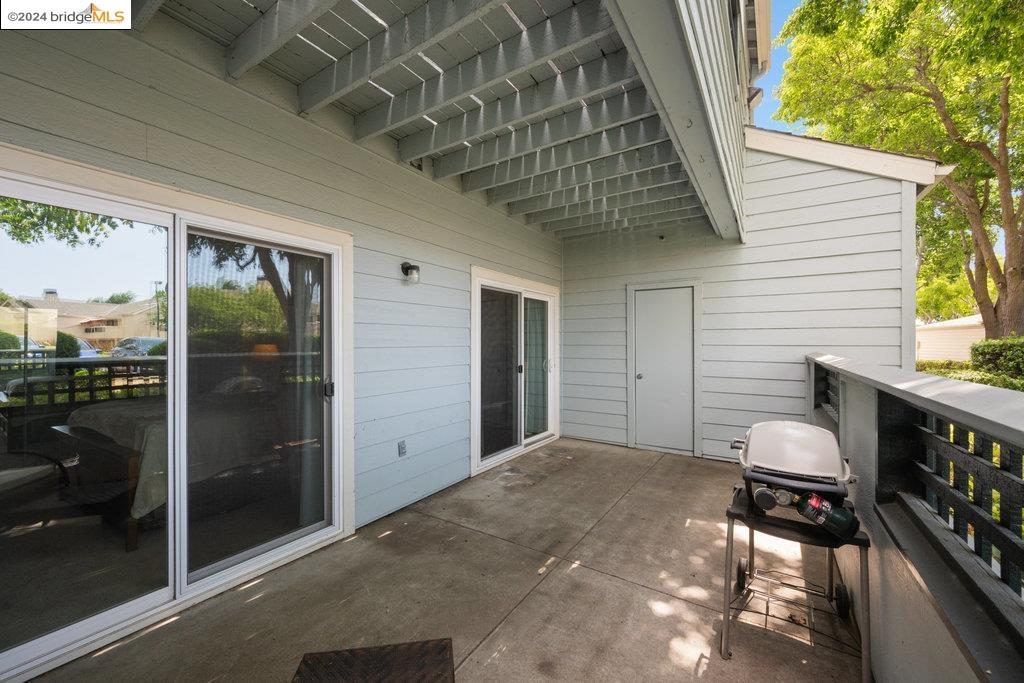 1201 Glen Cove Pkwy # 202