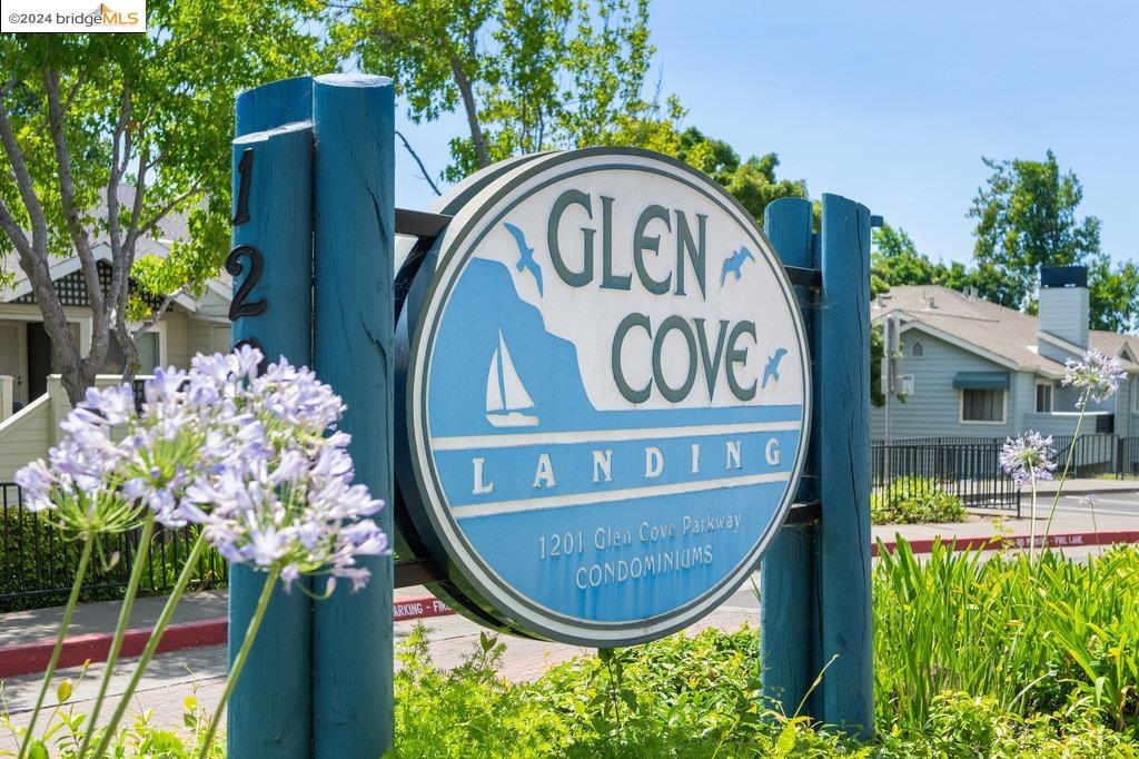 1201 Glen Cove Pkwy # 202