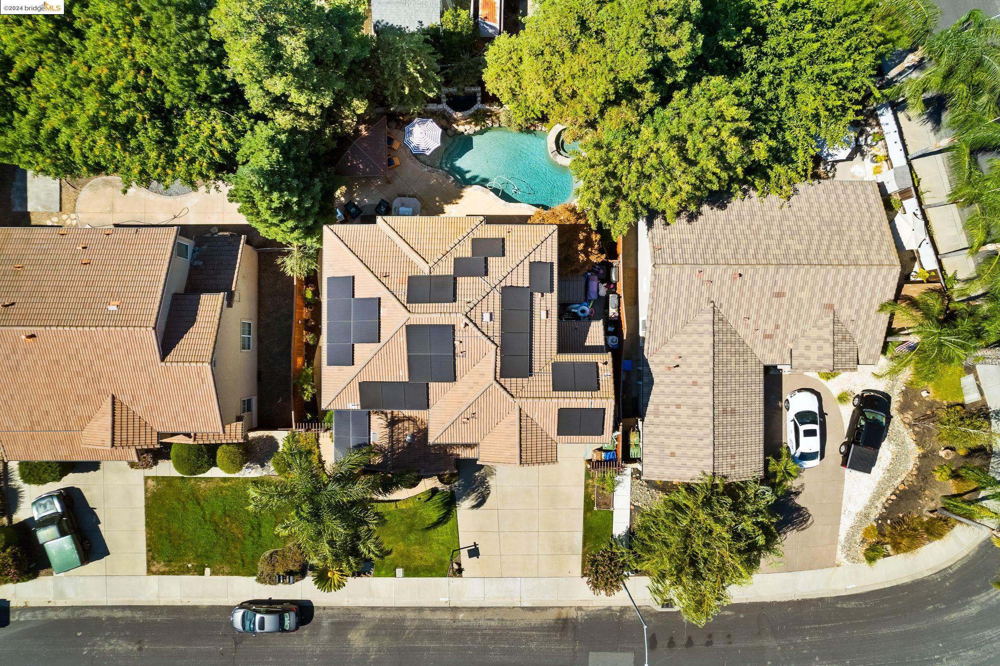 1413 Solana Dr