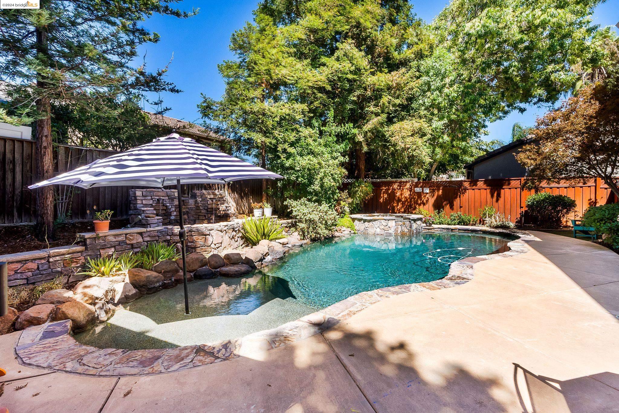 1413 Solana Dr