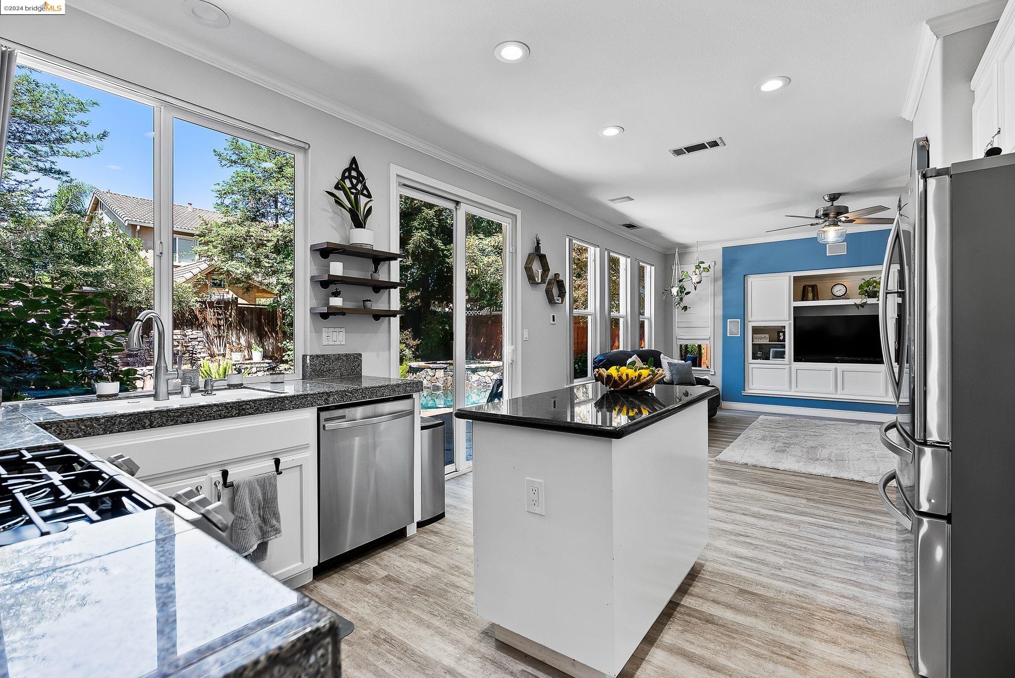 1413 Solana Dr