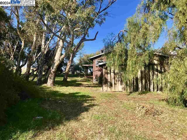 6600 Armstrong Rd