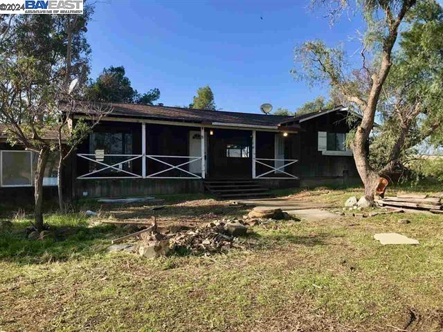 6600 Armstrong Rd