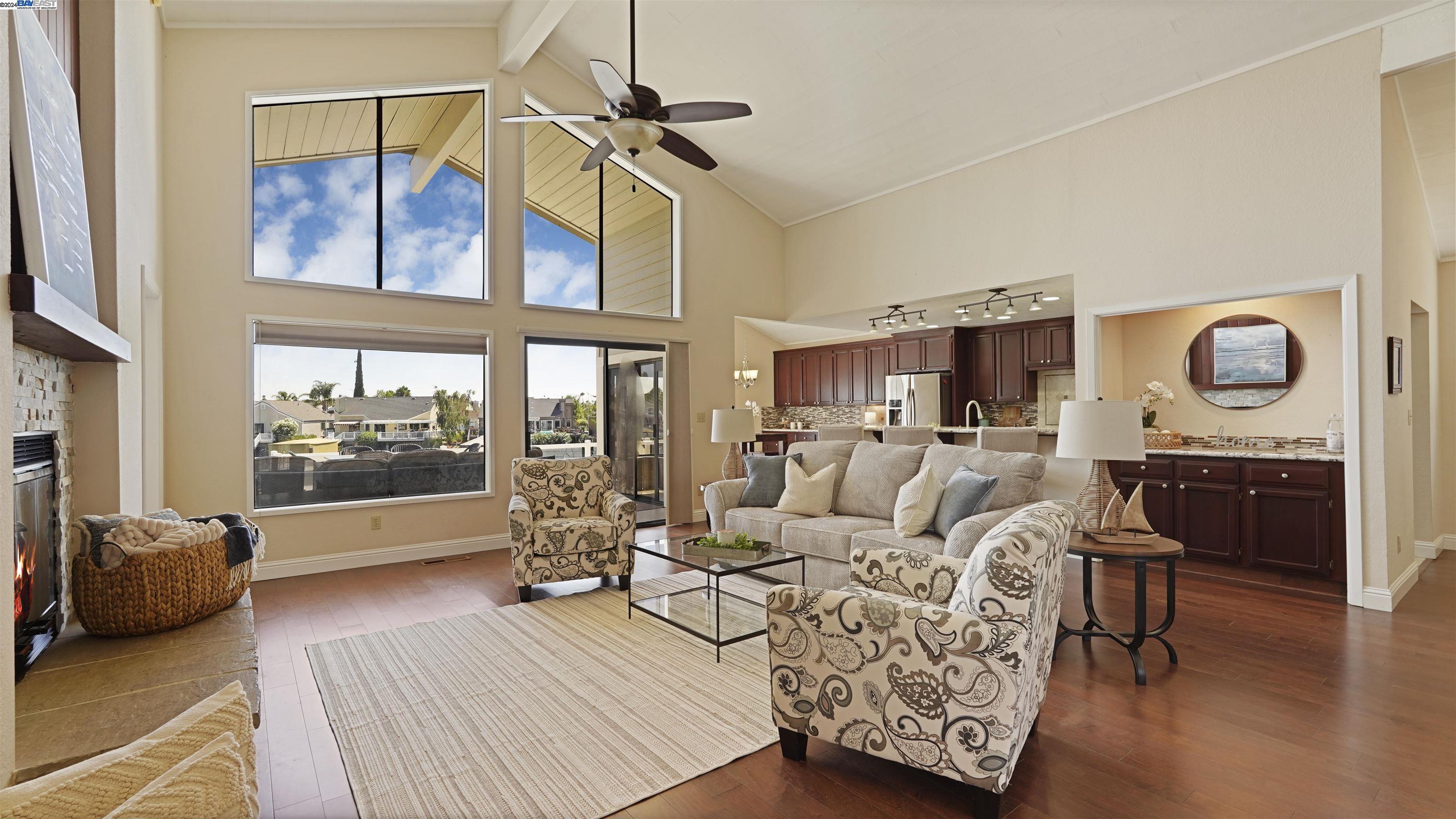 1814 Seal Way