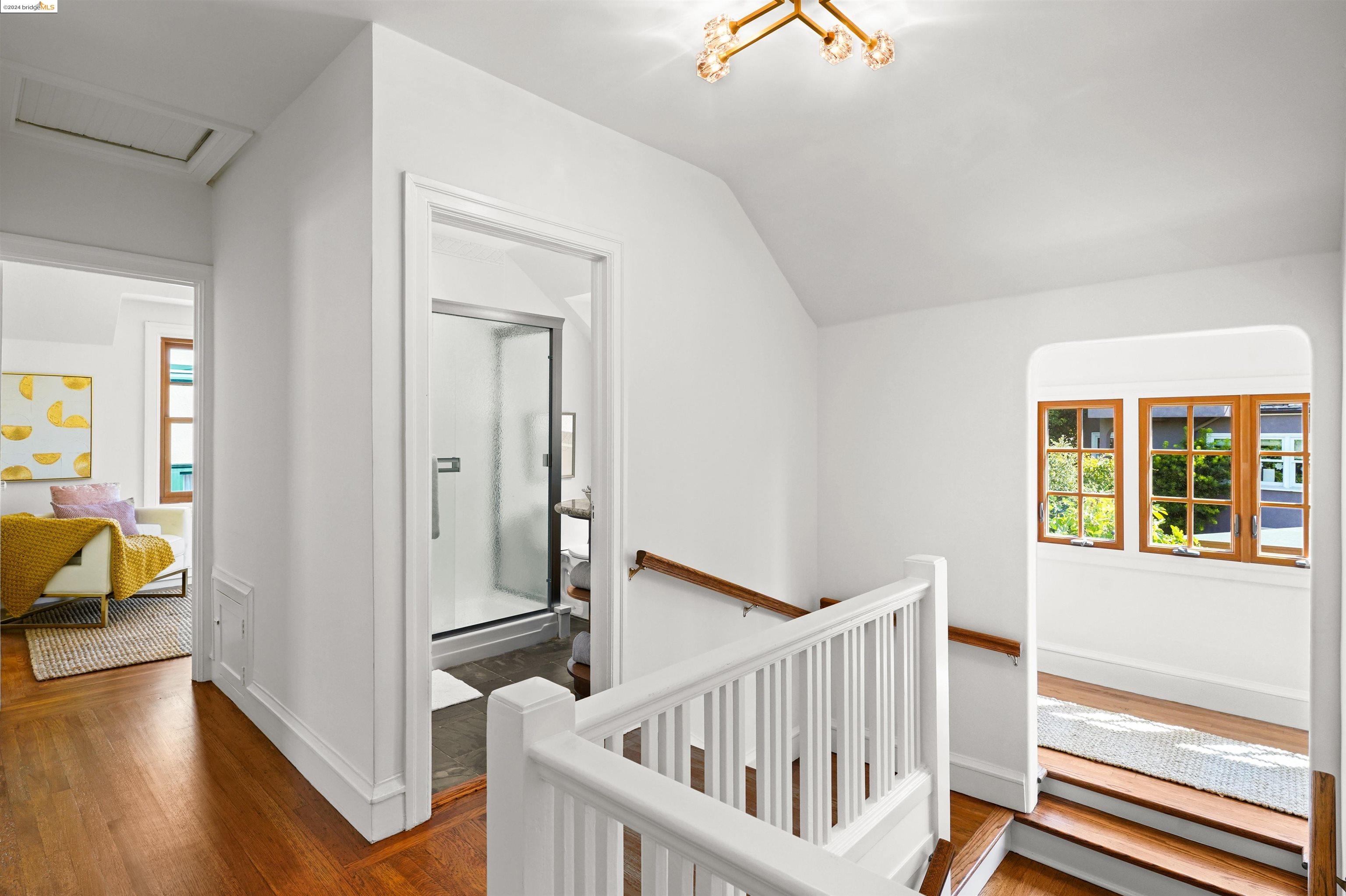 154 Mountain Ave