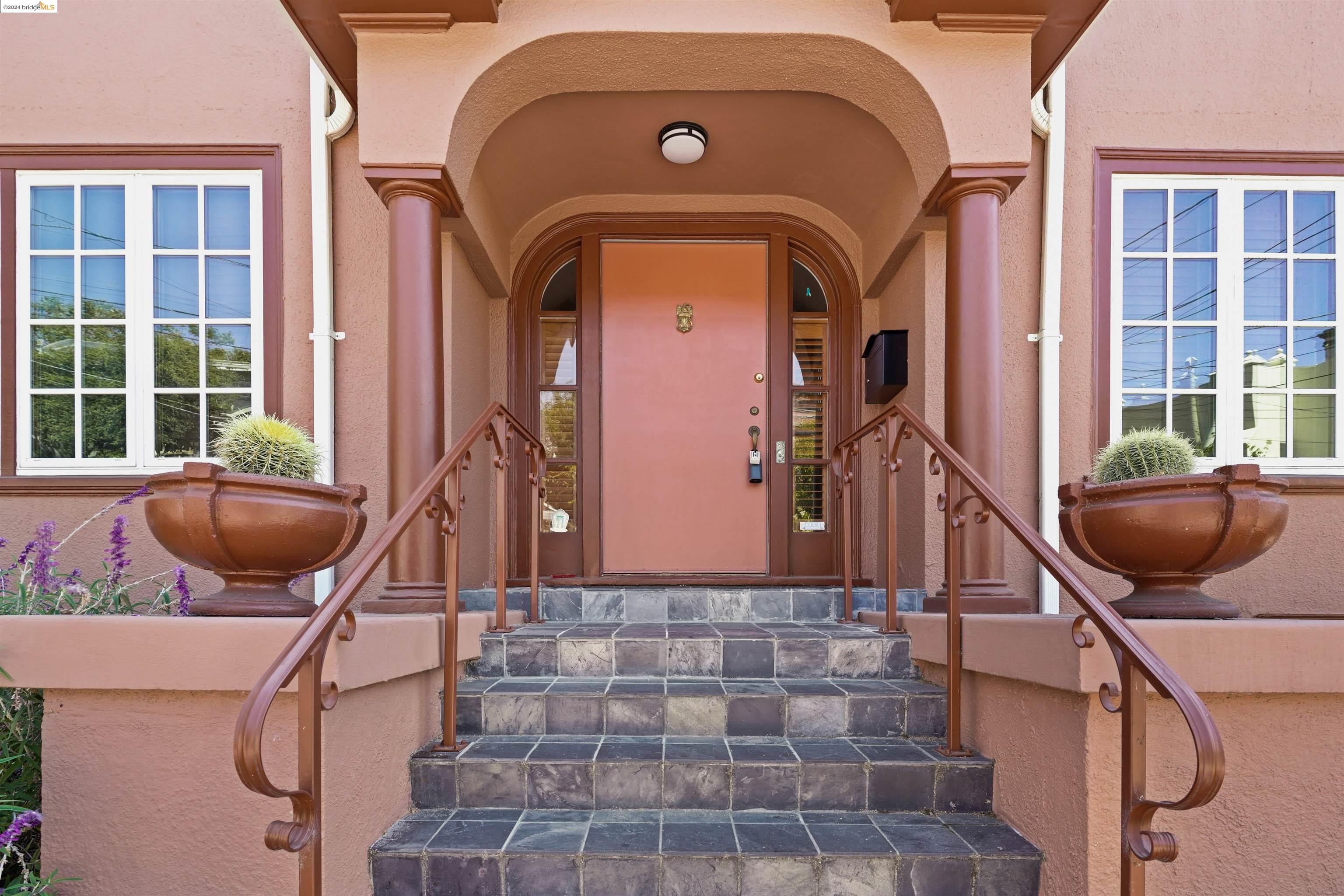 154 Mountain Ave