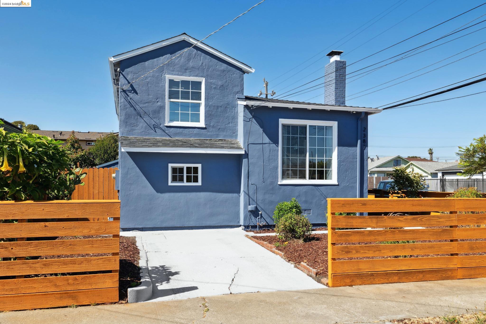 2387 Humphrey Ave