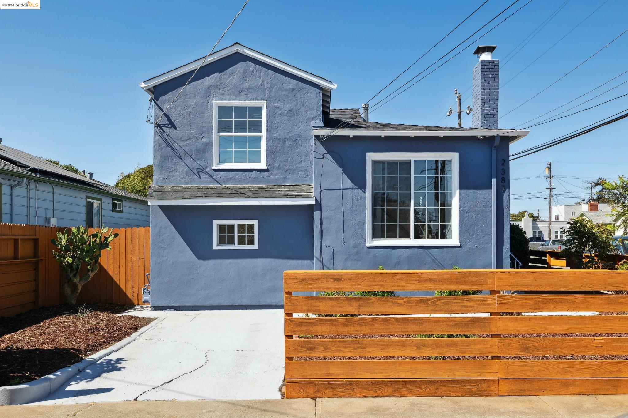2387 Humphrey Ave