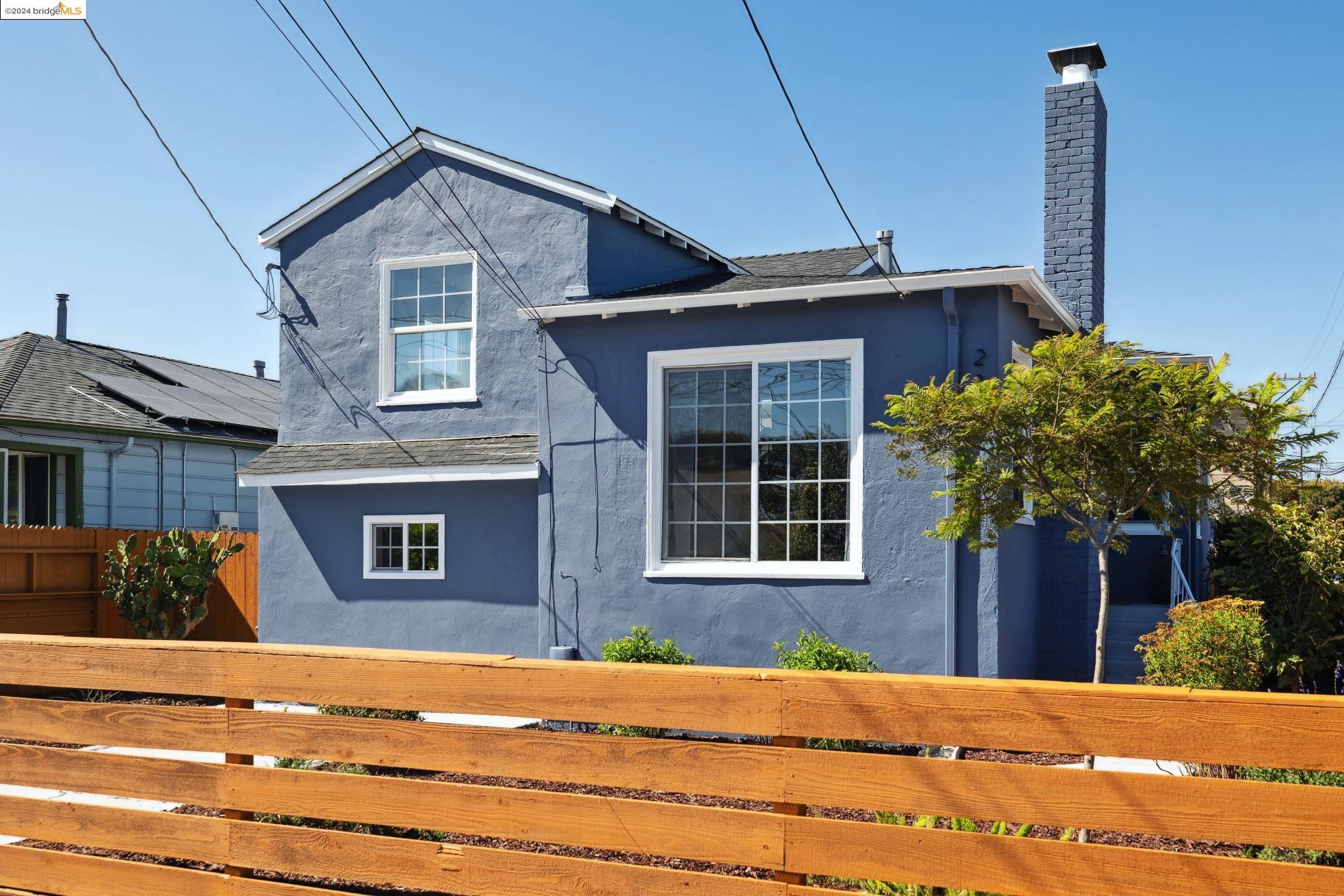 2387 Humphrey Ave