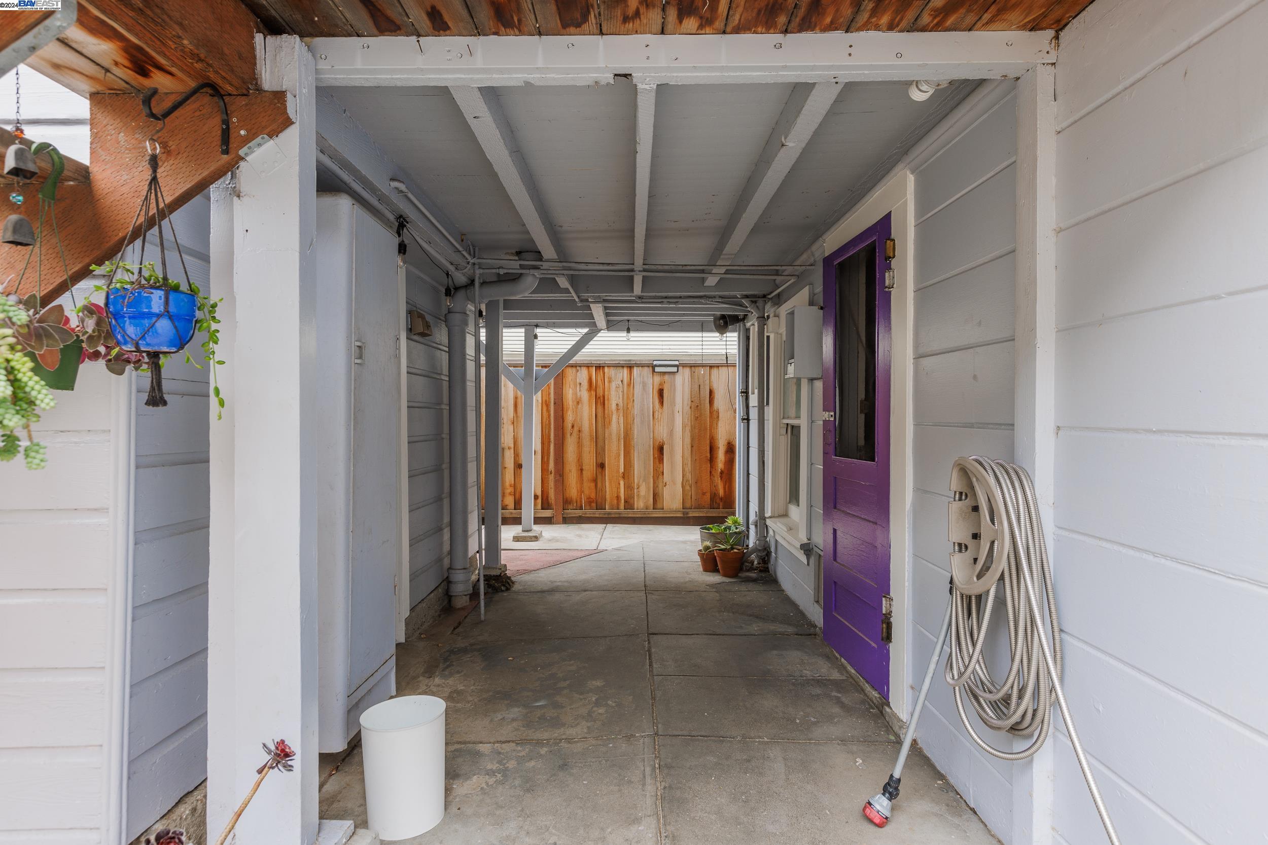 1518 Pacific Ave