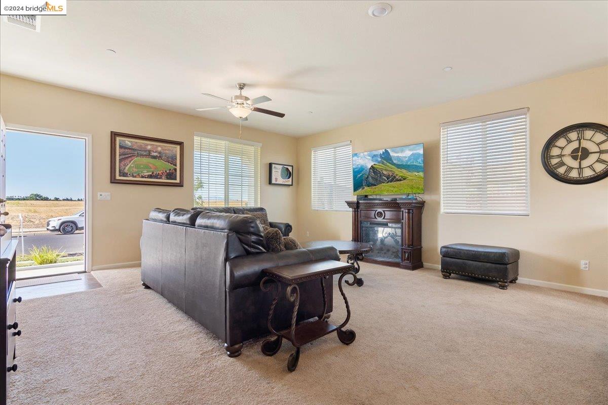4524 Lincoln Lndg