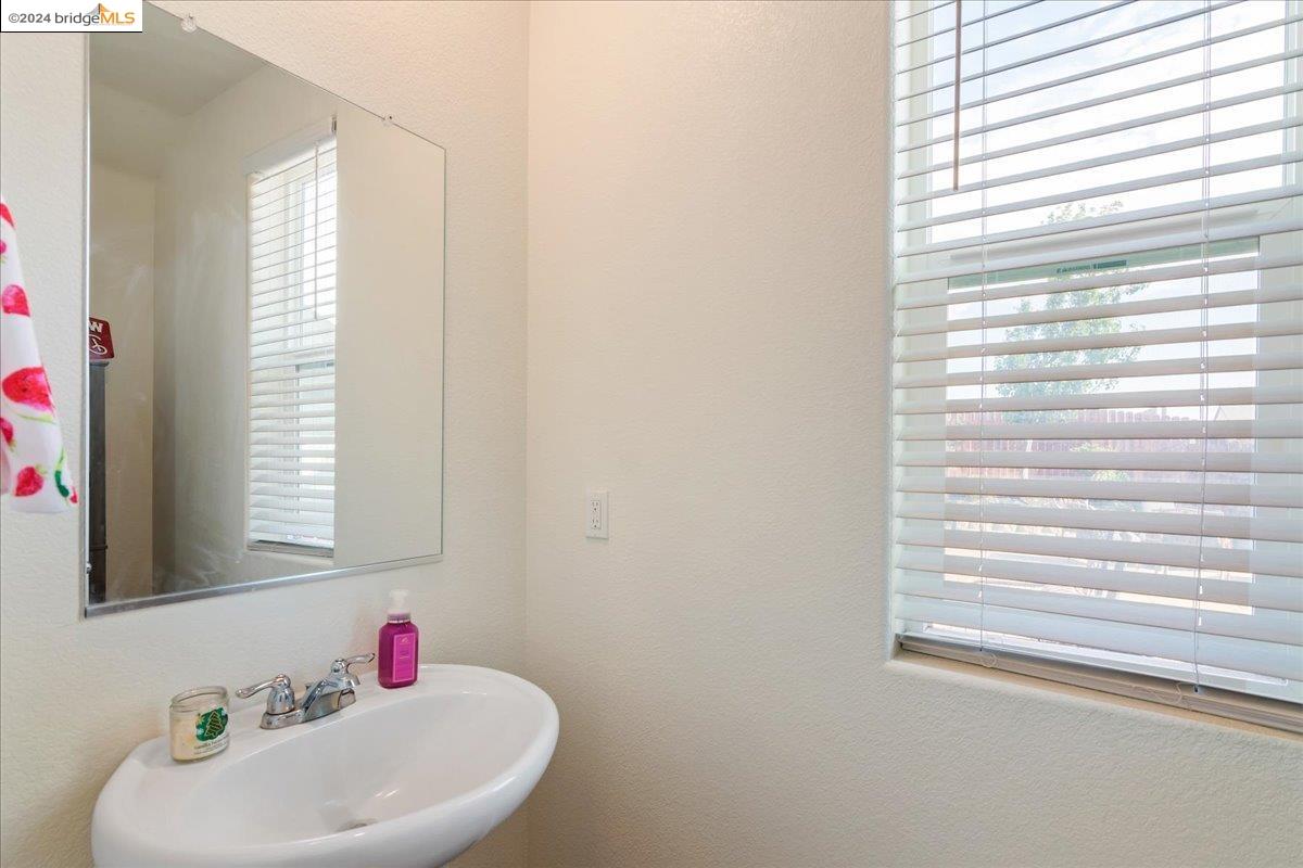 4524 Lincoln Lndg