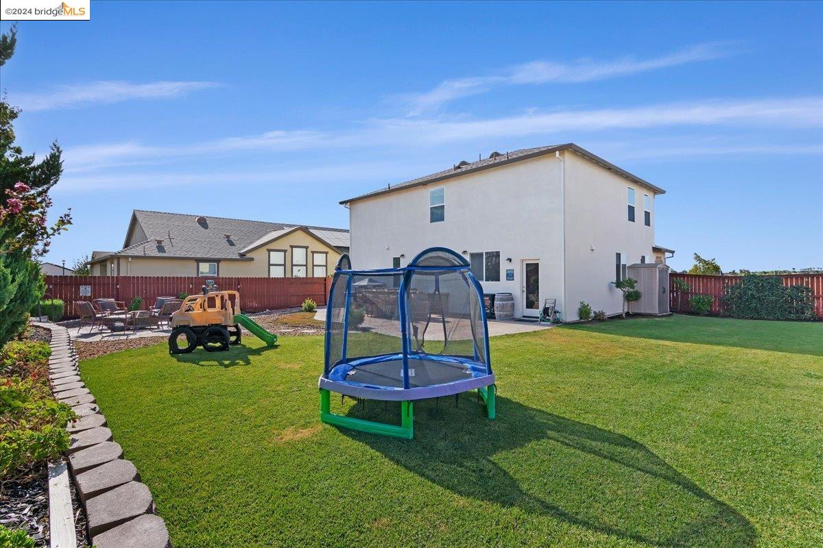 4524 Lincoln Lndg
